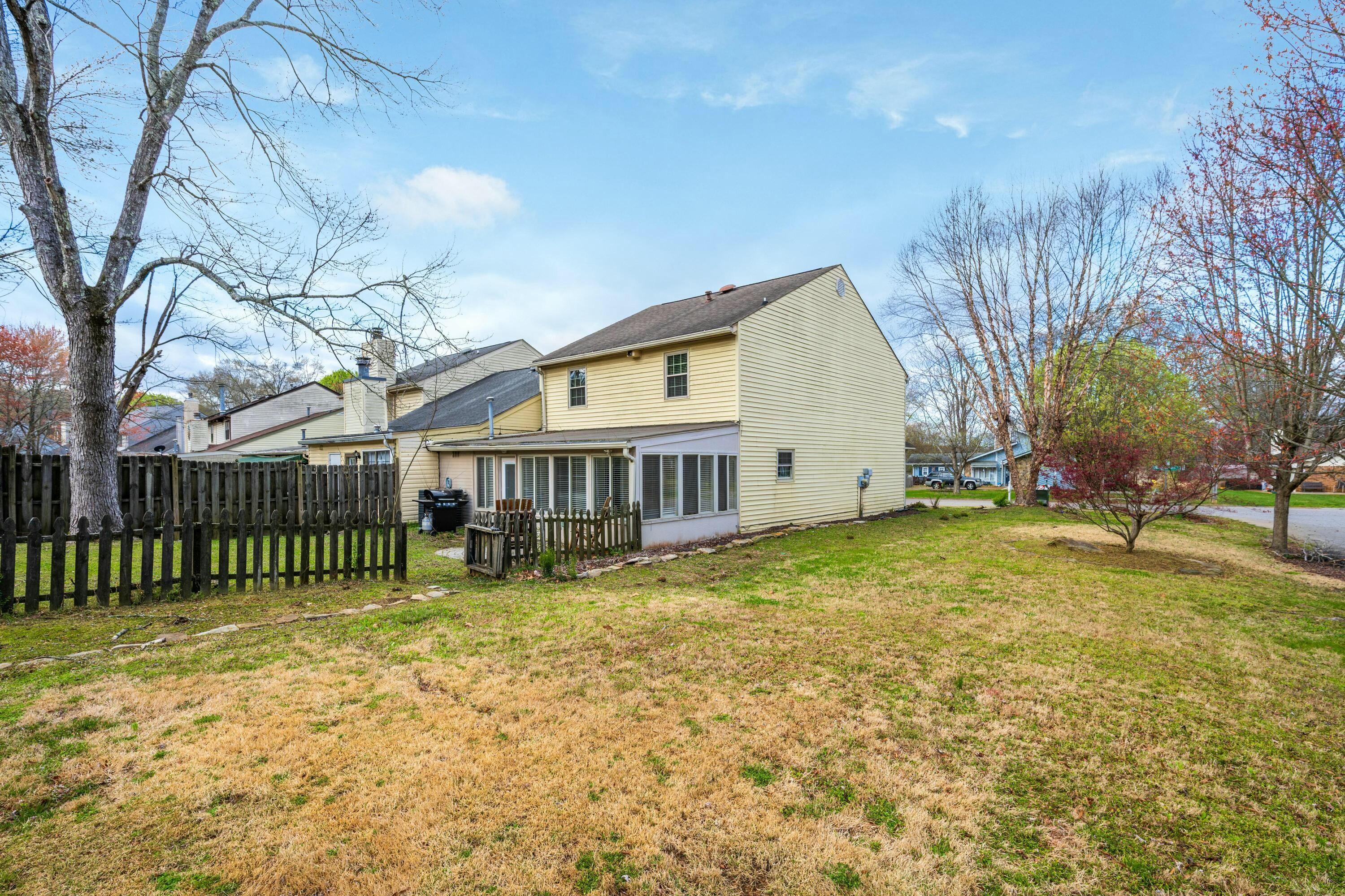 1331 Village Green Drive, Hixson, Tennessee image 8