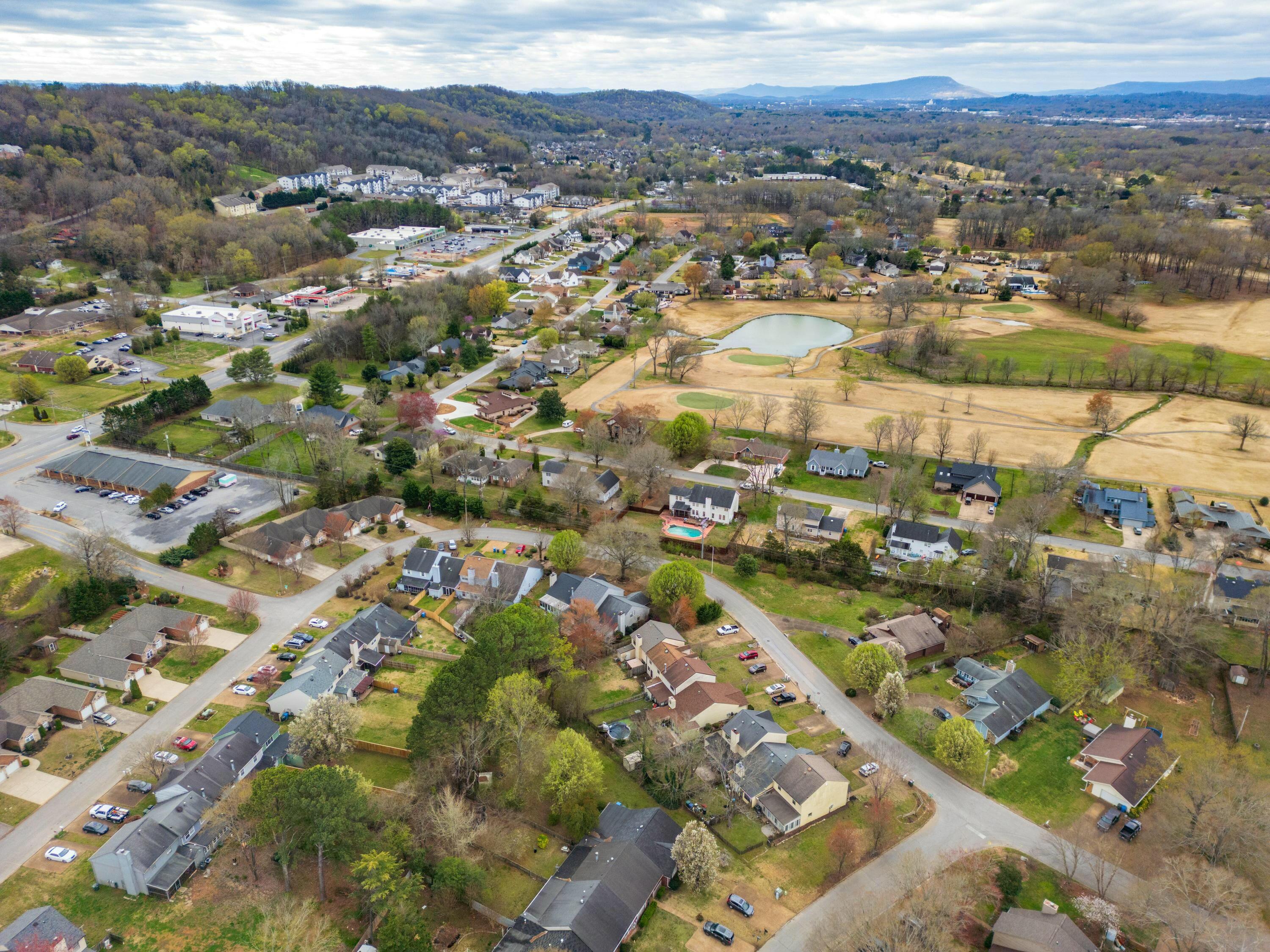 1331 Village Green Drive, Hixson, Tennessee image 13