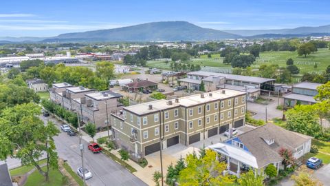 Photo of 829 S Greenwood Avenue, Chattanooga, TN 37404 (MLS # 1518485)