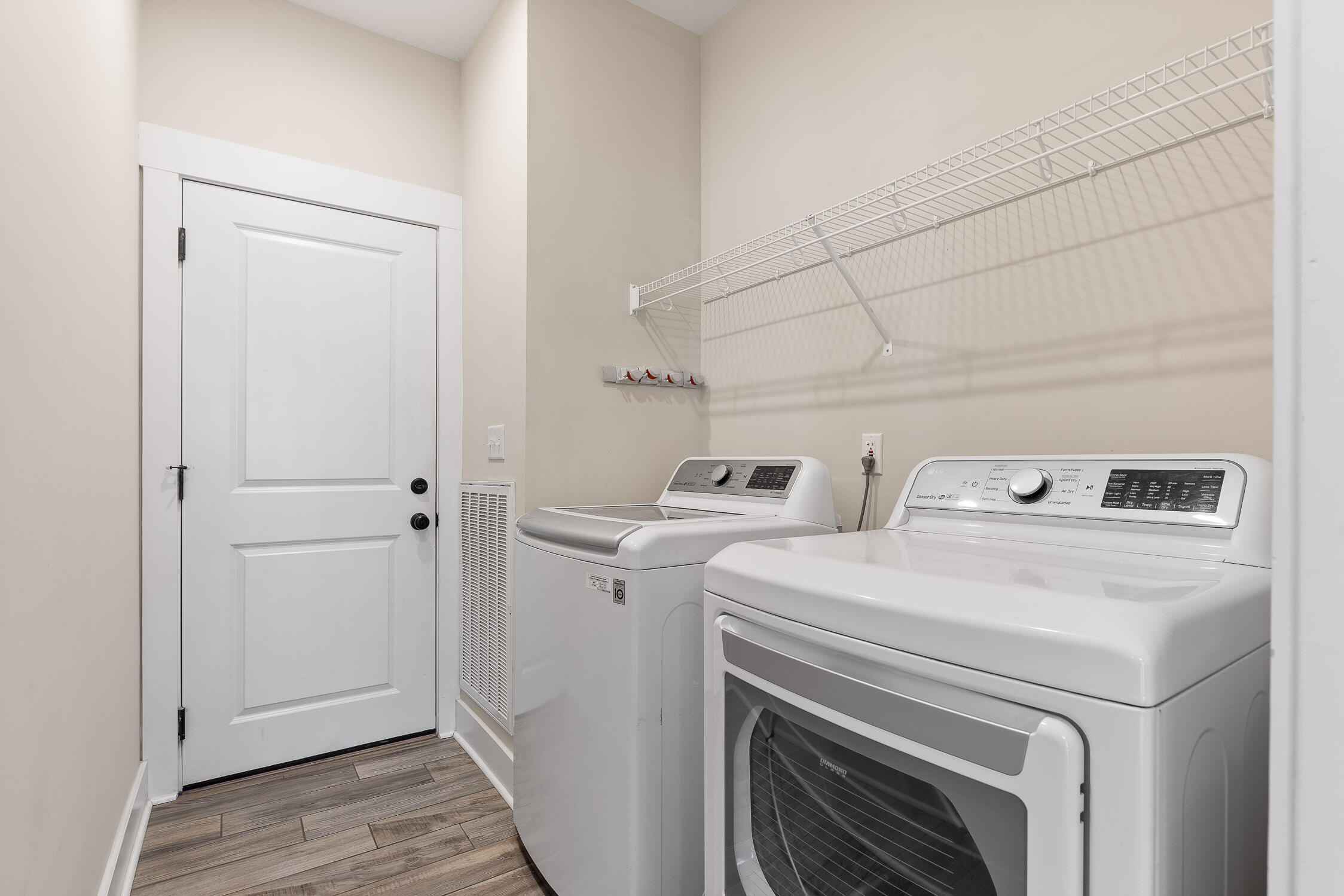 Ooltewah, Tennessee 37363, United States, 3 Bedrooms Bedrooms, ,3 BathroomsBathrooms,Residential,Active,83734