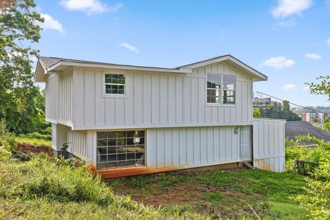 Photo of 504 Gurley Street, Chattanooga, TN 37405 (MLS # 1513302) Photo of 504 Gurley Street, Chattanooga, TN 37405 (MLS # 1513302)