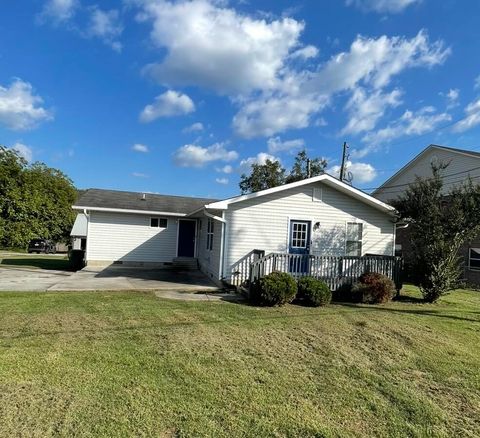 Photo of 384 Guyler Street, Ringgold, GA 30736 (MLS # 1521670)