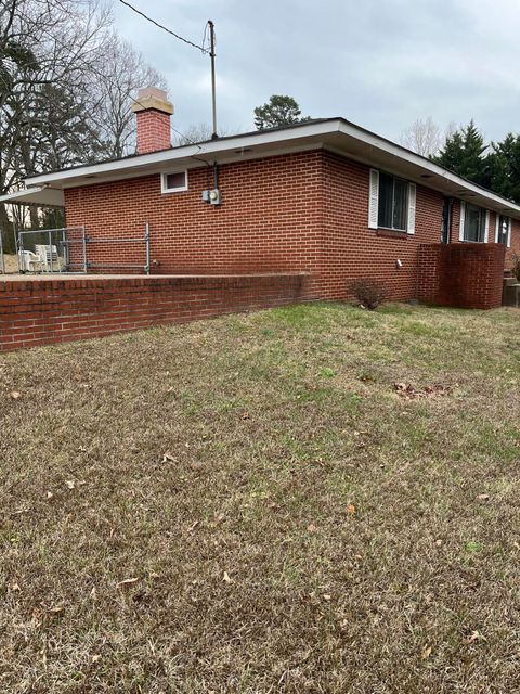 Tiny photo for 1312 Franklin Road, Chattanooga, TN 37421 (MLS # 1528579)