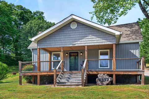 Photo of 1237 Gadd Road, Hixson, TN 37343 (MLS # 1533173)