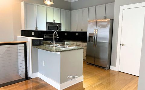 Tiny photo for 129 Walnut Street, Chattanooga, TN 37403 (MLS # 1519137)