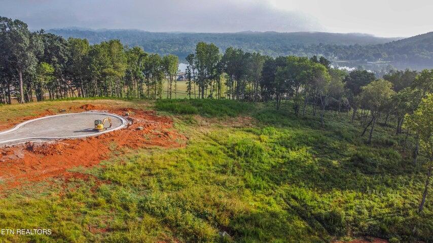 5720 Old Dogwood Trail Trail