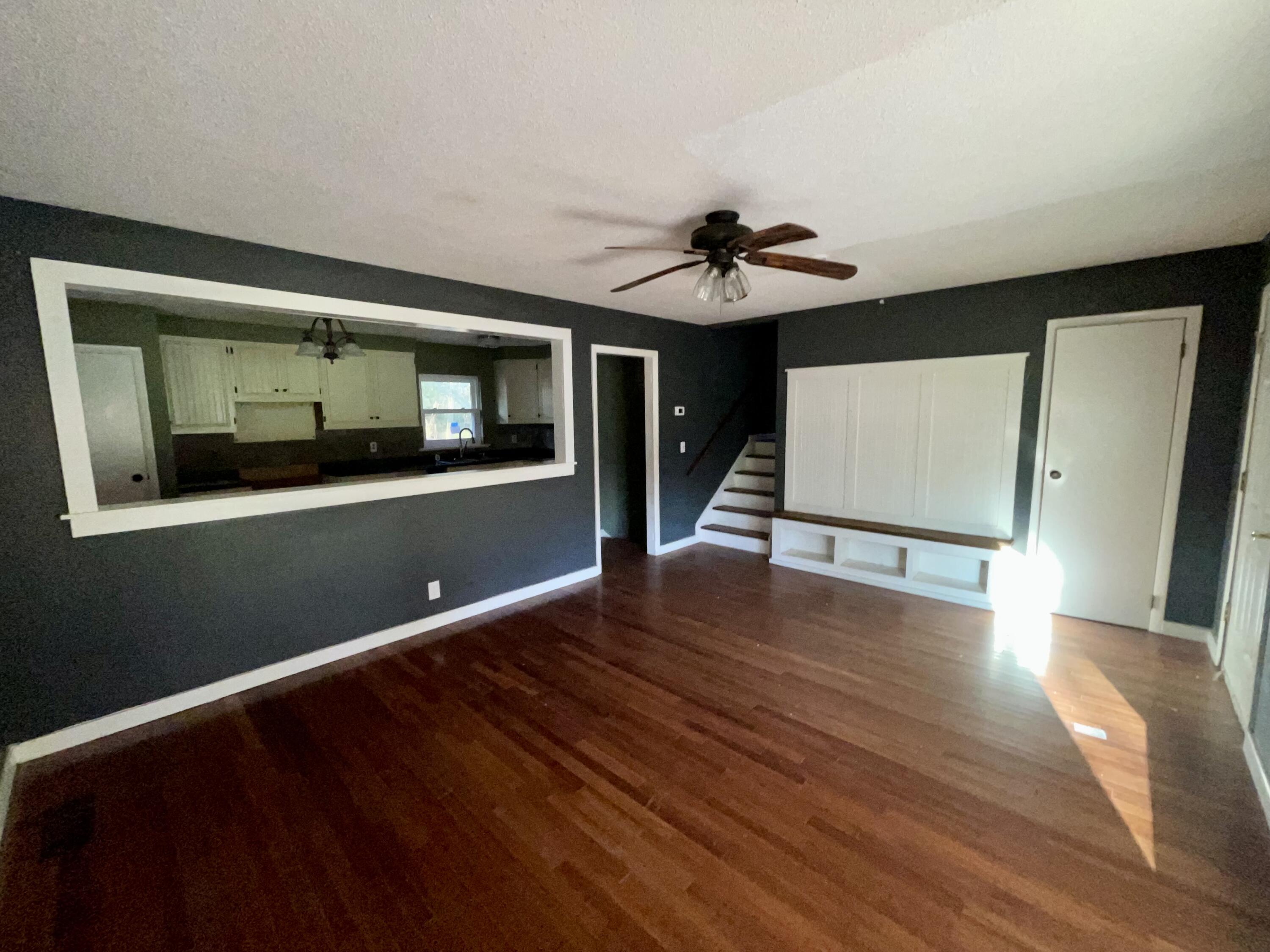 1318 Fernwood Drive
