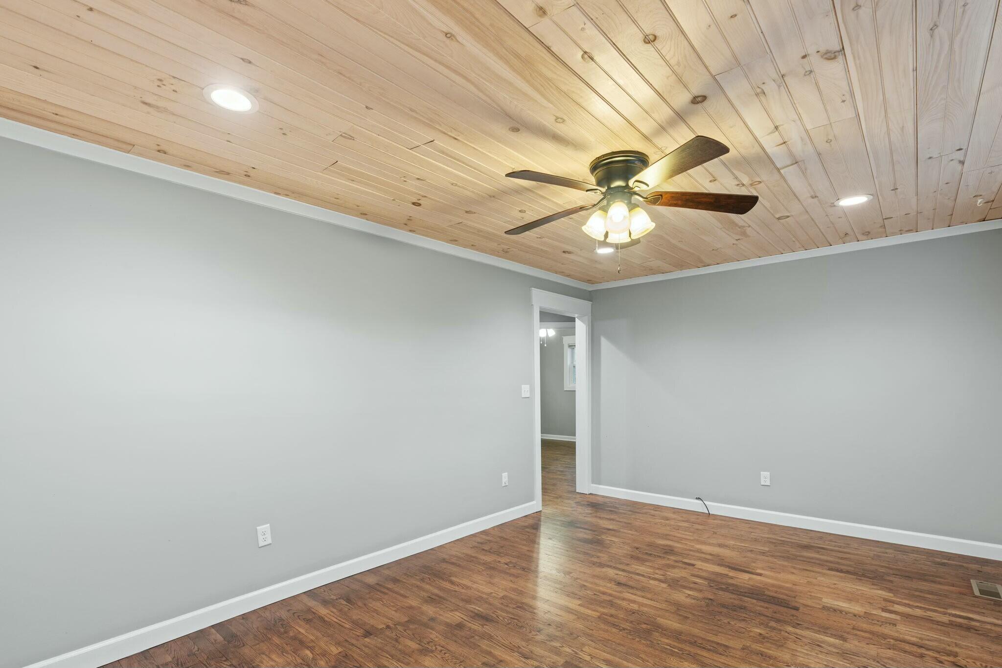 3742 Blue Springs Road, Cleveland, Tennessee image 6