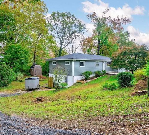Photo of 3624 Premium Drive, Chattanooga, TN 37415 (MLS # 1523341)
