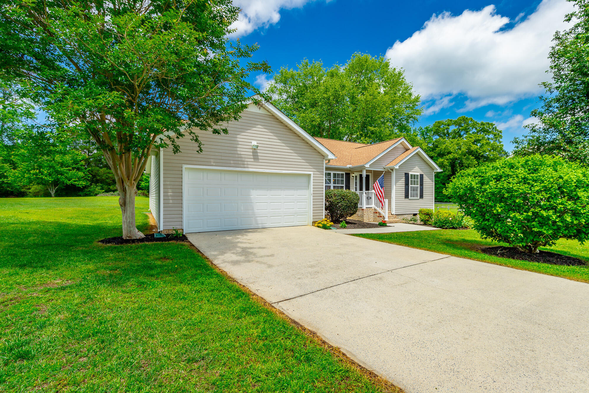 326 Glen Eden Way