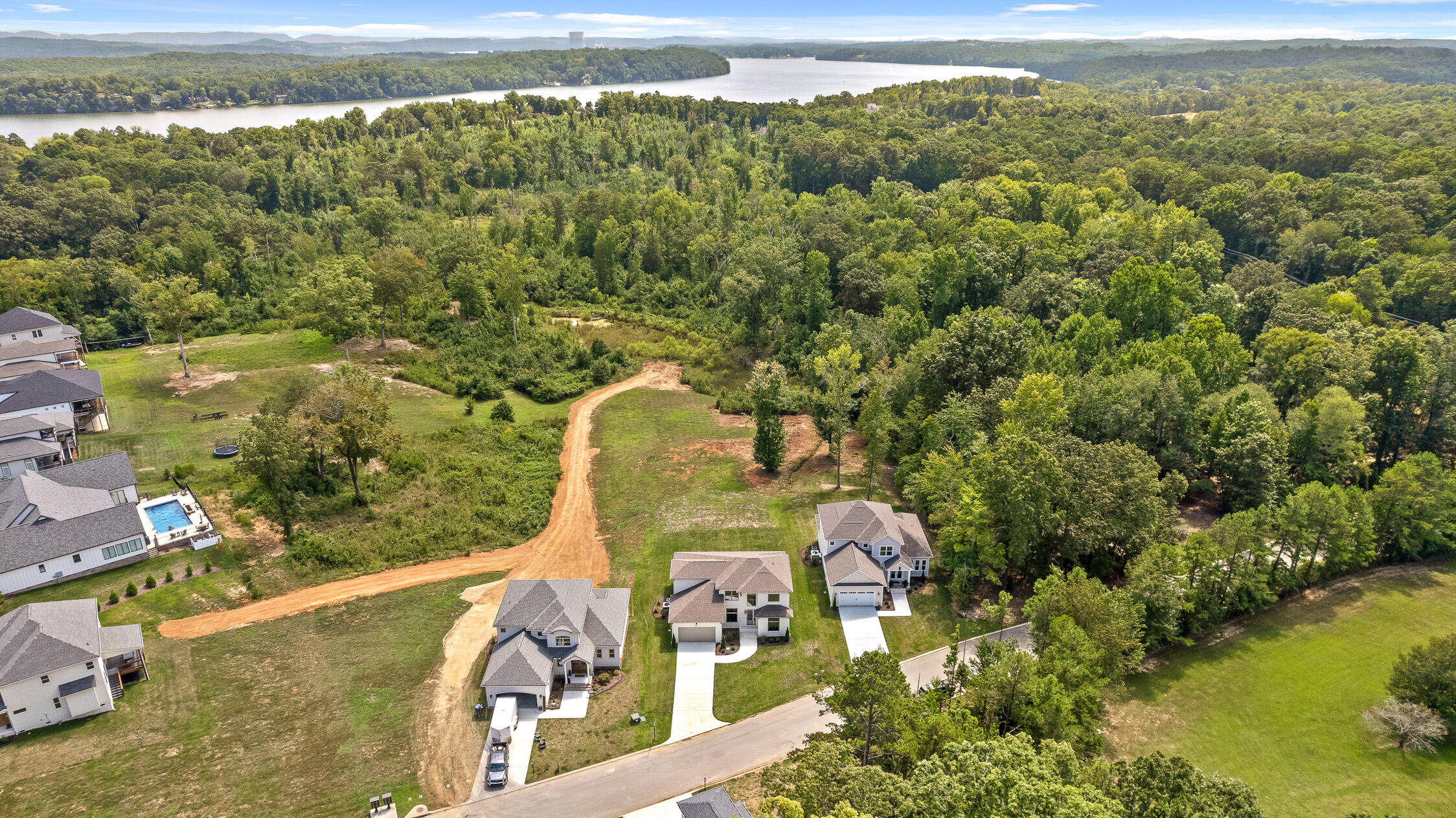 1758 River Breeze Drive, Soddy Daisy, Tennessee image 39