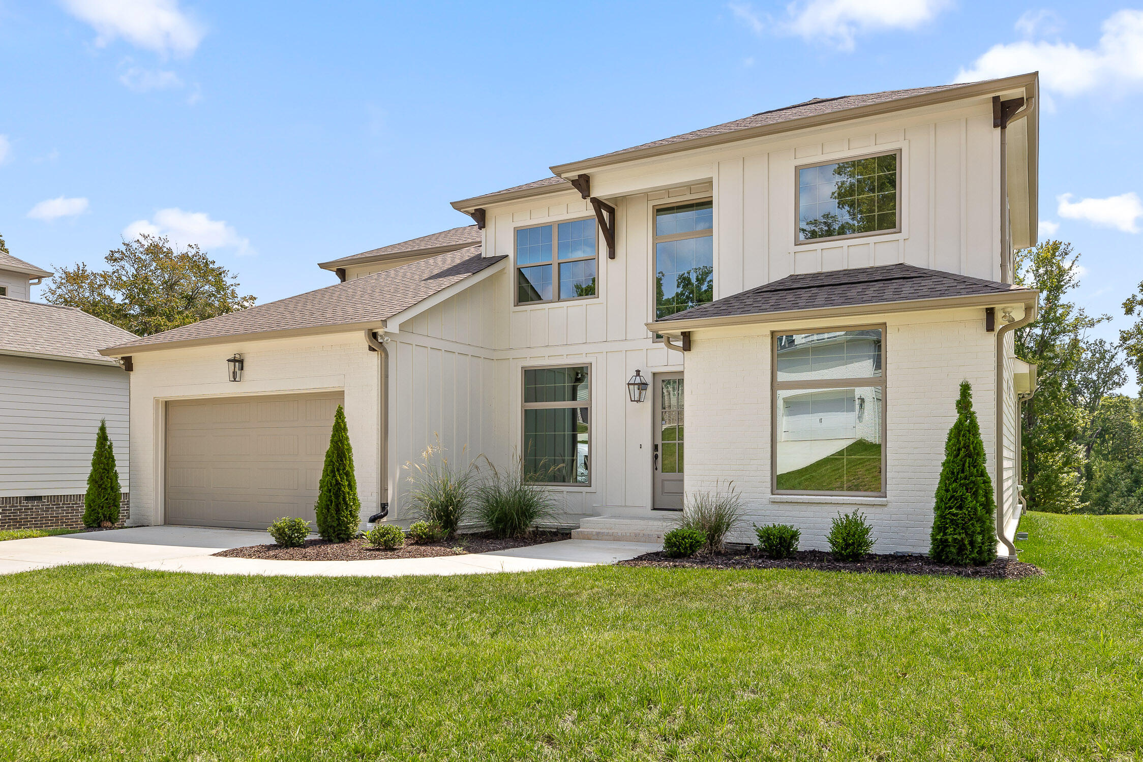 1758 River Breeze Drive, Soddy Daisy, Tennessee image 2