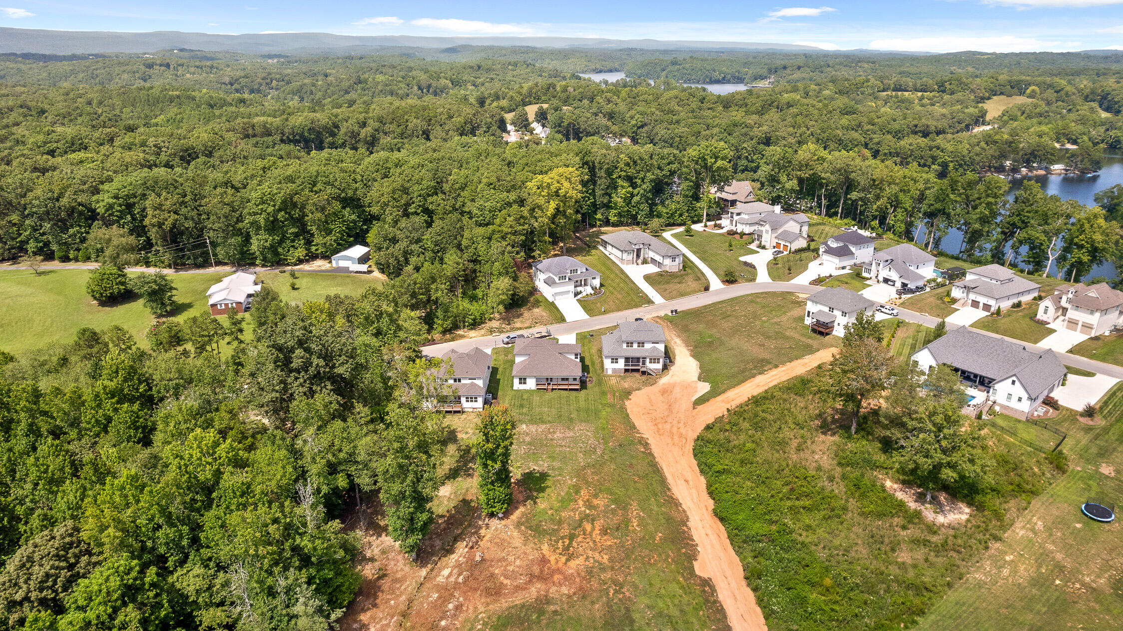 1758 River Breeze Drive, Soddy Daisy, Tennessee image 37