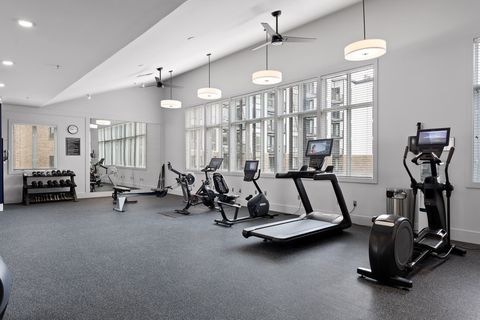 Tiny photo for 200 Manufacturers Road, Chattanooga, TN 37405 (MLS # 1528442)