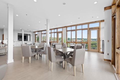 Tiny photo for 200 Manufacturers Road, Chattanooga, TN 37405 (MLS # 1528442)