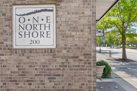 Tiny photo for 200 Manufacturers Road, Chattanooga, TN 37405 (MLS # 1528442)