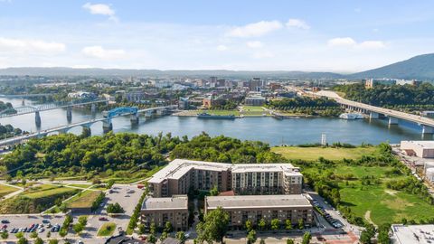 Tiny photo for 200 Manufacturers Road, Chattanooga, TN 37405 (MLS # 1528442)