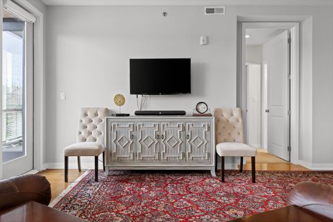 Tiny photo for 200 Manufacturers Road, Chattanooga, TN 37405 (MLS # 1528442)