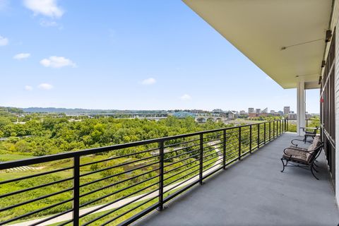 Tiny photo for 200 Manufacturers Road, Chattanooga, TN 37405 (MLS # 1528442)