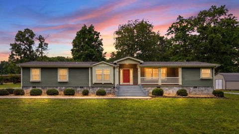 Photo of 867 Summers Home LN, Dayton, TN 37321 (MLS # 1535129)