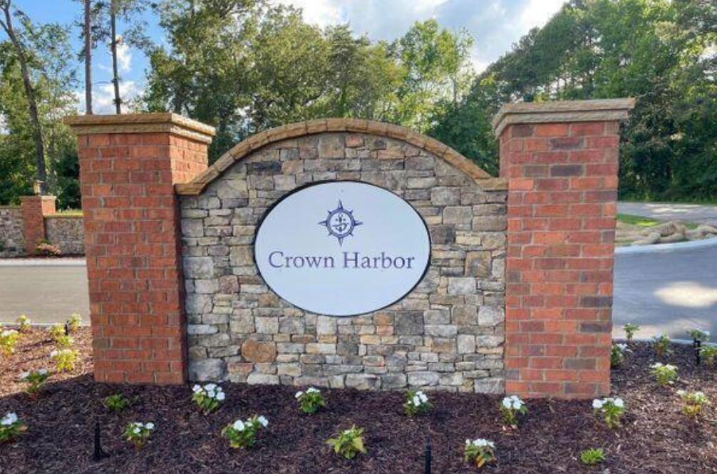245 Clubhouse Drive