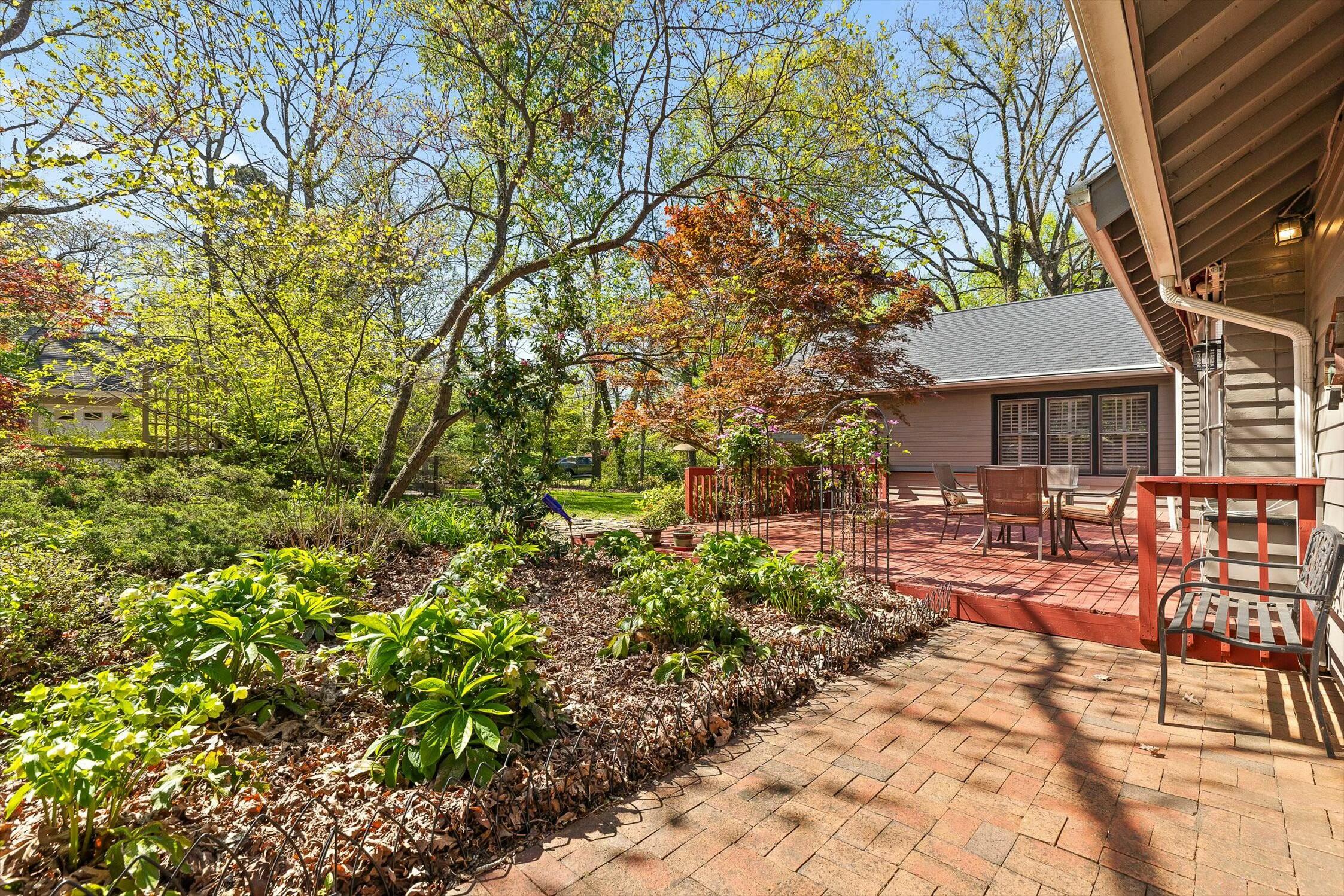 207 Louisiana Avenue, Signal Mountain, Tennessee image 9