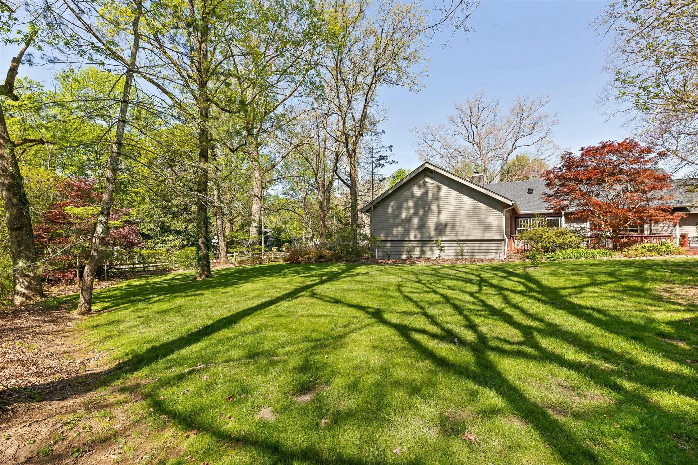 207 Louisiana Avenue, Signal Mountain, Tennessee image 14