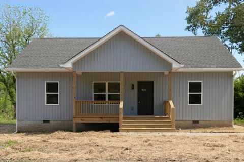 Photo of 727 Walker Avenue, Rossville, GA 30741 (MLS # 1535624)