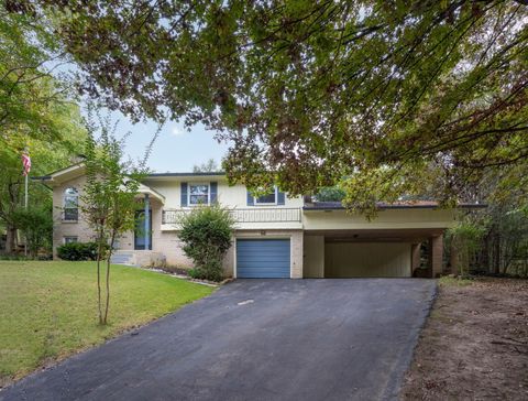 Photo of 1155 S Crestfield Lane, Hixson, TN 37343 (MLS # 1520694)