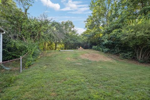 Tiny photo for 811 Snow Street, Chattanooga, TN 37405 (MLS # 1527852)