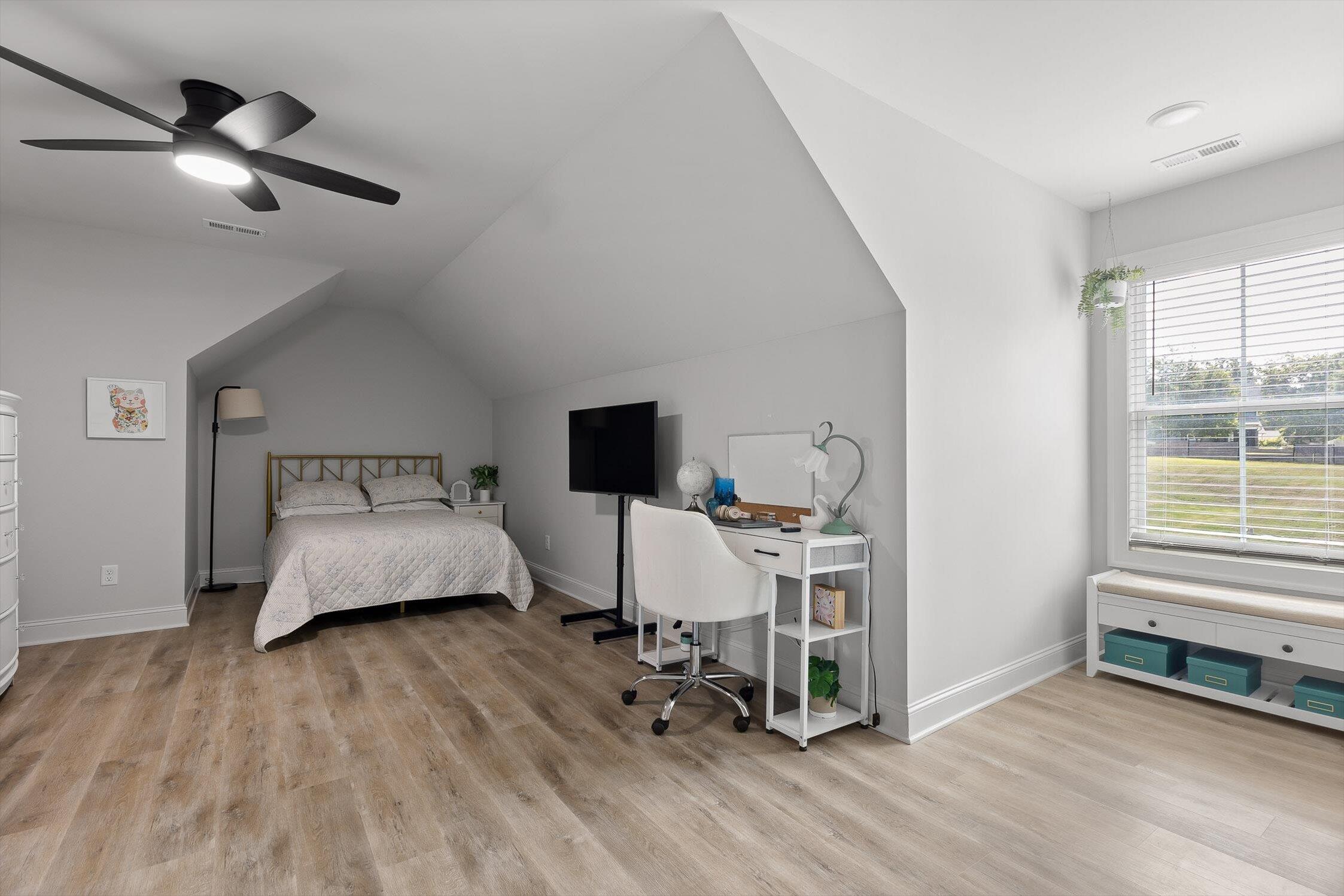 Harrison, Tennessee 37341, United States, 3 Bedrooms Bedrooms, ,3 BathroomsBathrooms,Residential,Active,169469