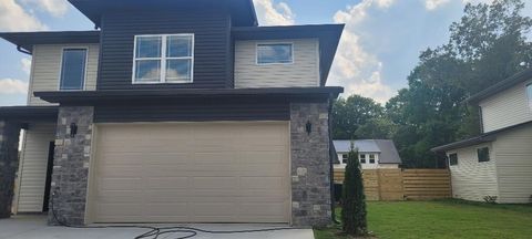 Photo of 7474 Igou Gap Road, Chattanooga, TN 37421 (MLS # 1533255)