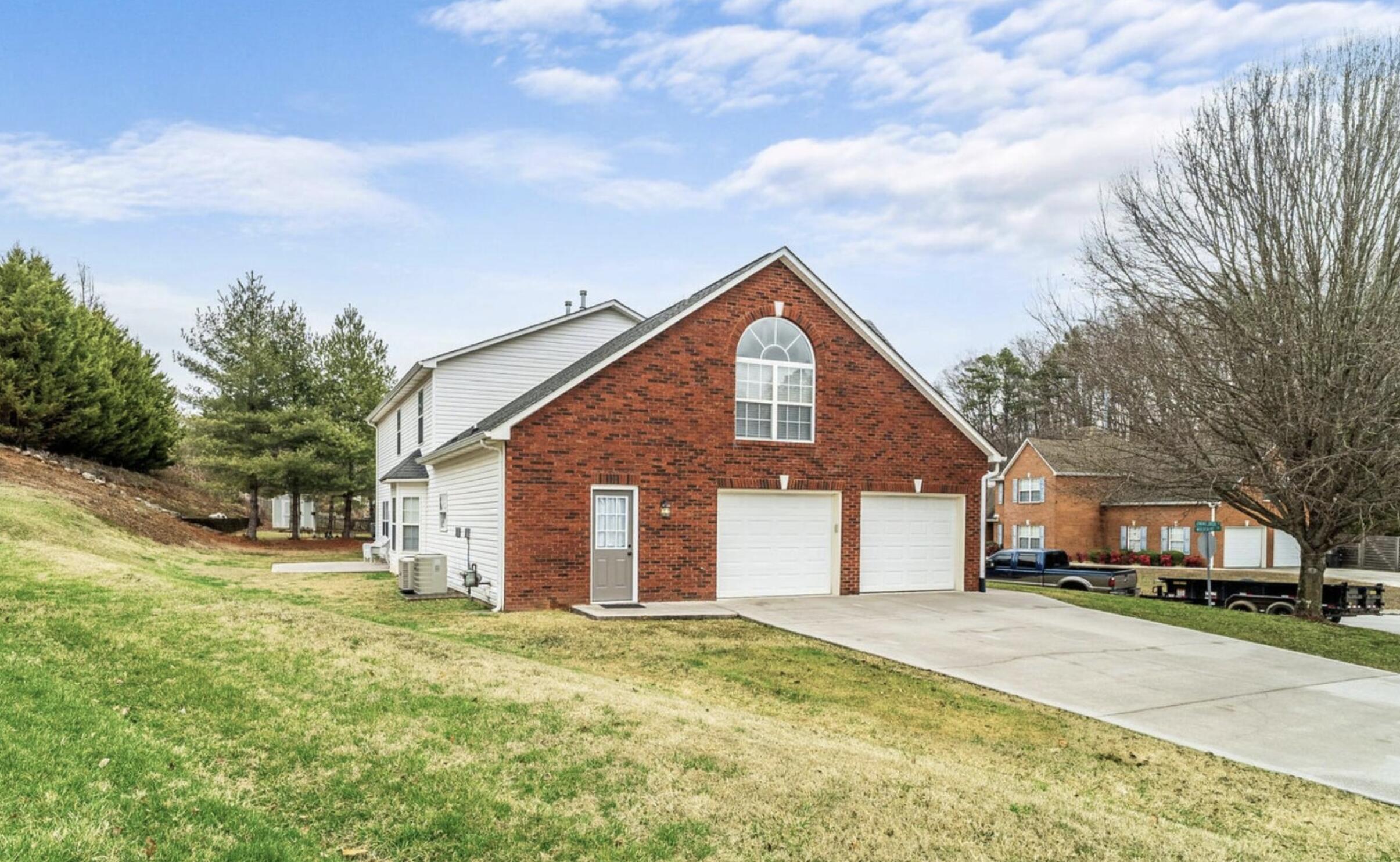 7307 Jenkins Creek Drive, Knoxville, Tennessee image 2