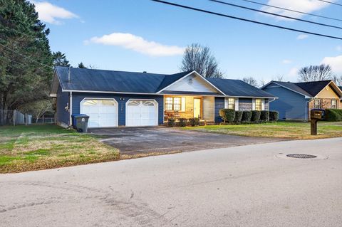 Photo of 3324 Harrison Pike, Chattanooga, TN 37416 (MLS # 1529996)