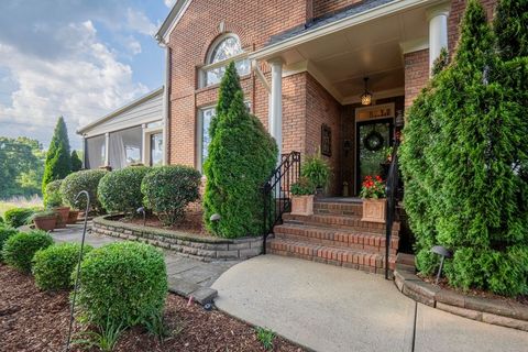 Photo of 196 Blackwell Farm Road, Chattanooga, TN 37421 (MLS # 1536751)