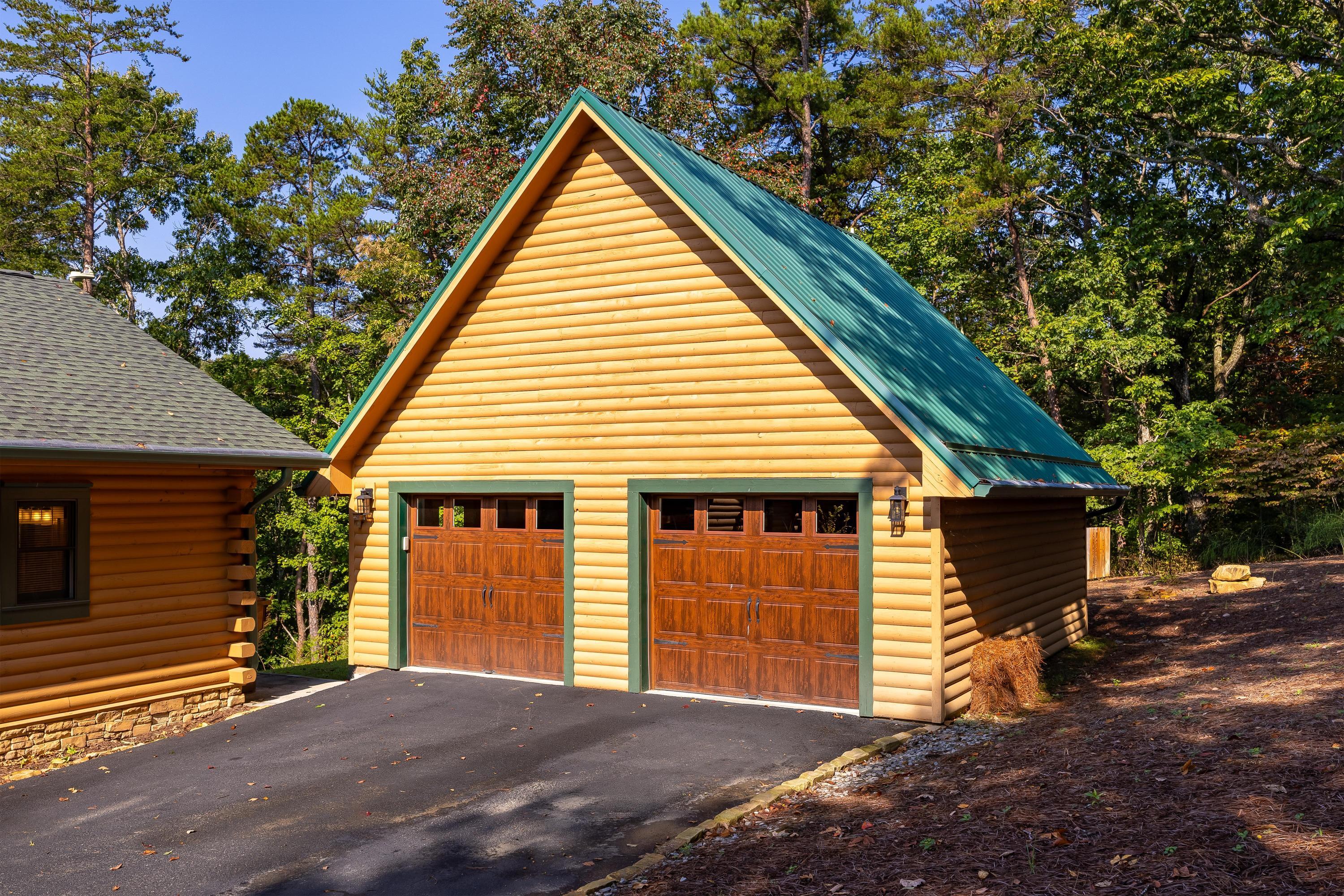 272 Tree House Trail