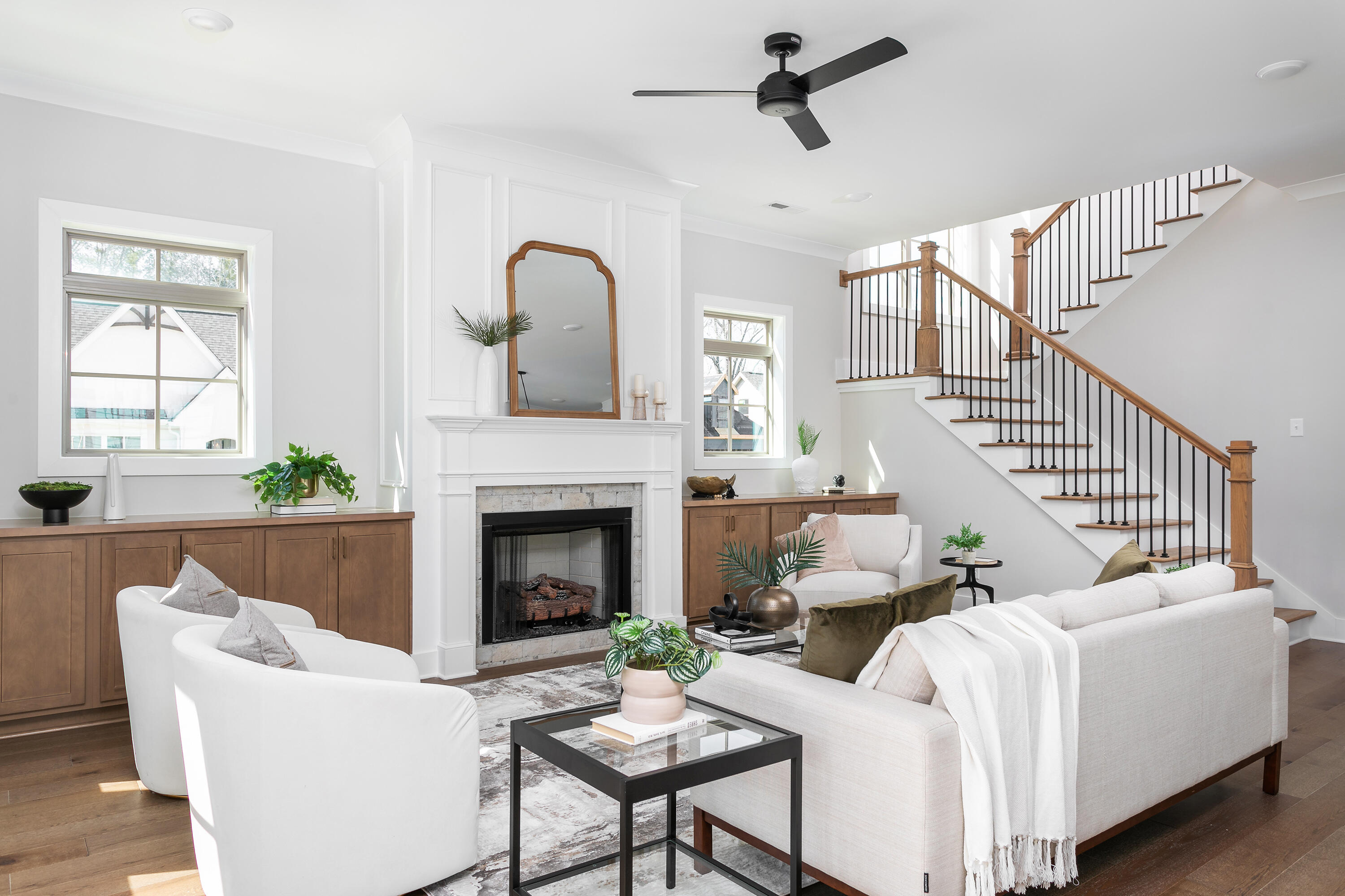 184 Charming Place 184