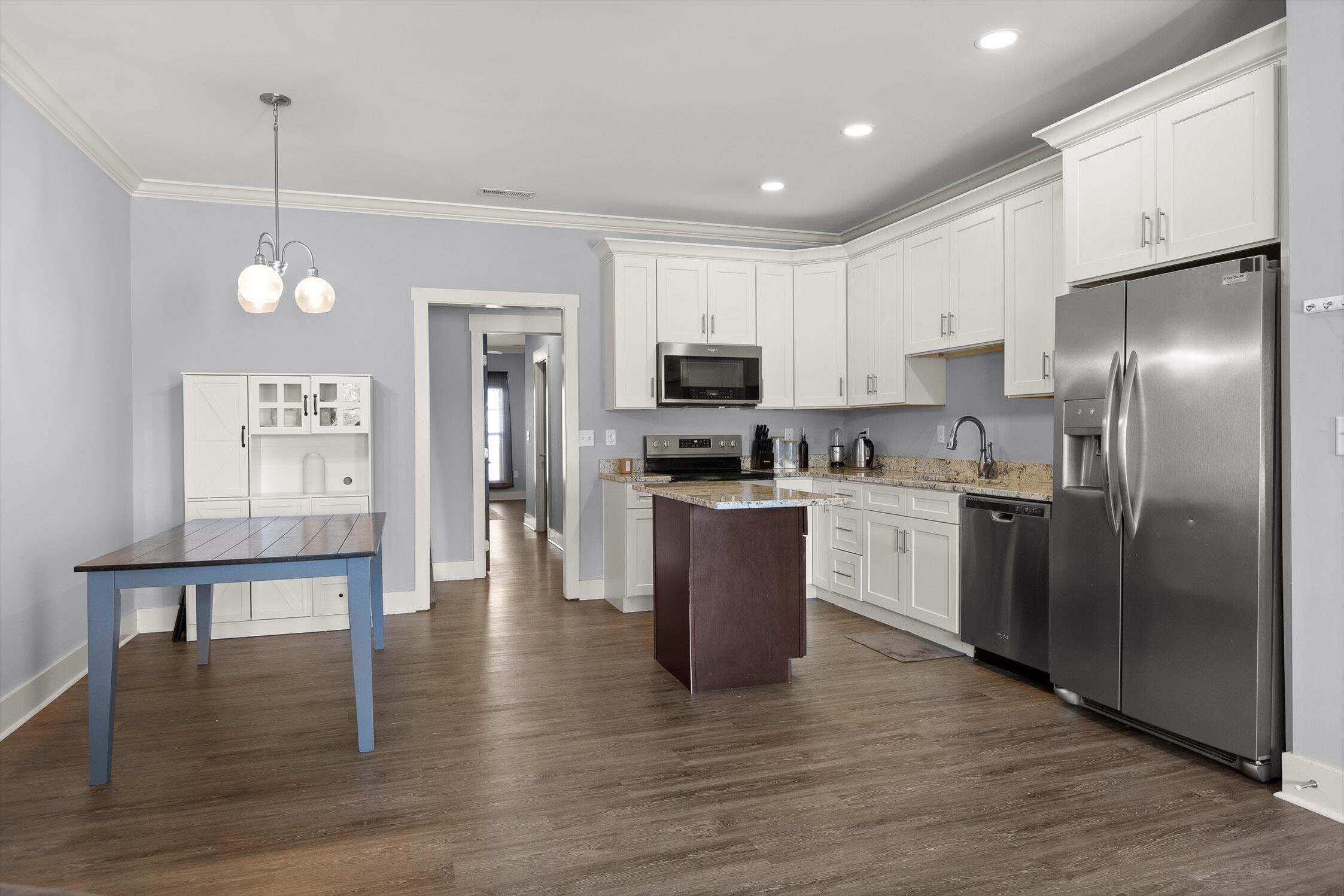 Rossville, Georgia 30741, United States, 3 Bedrooms Bedrooms, ,2 BathroomsBathrooms,Residential,Active,250632