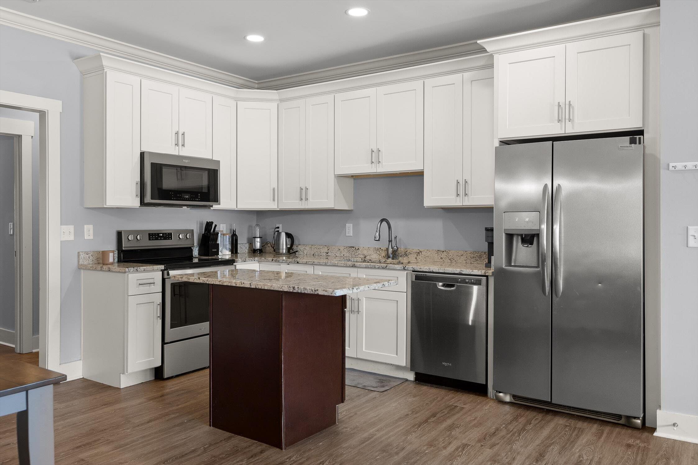 Rossville, Georgia 30741, United States, 3 Bedrooms Bedrooms, ,2 BathroomsBathrooms,Residential,Active,250632