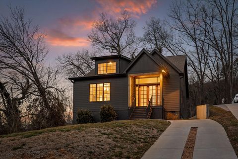 Photo of 1311 W 45th Street, Chattanooga, TN 37409 (MLS # 1528522)