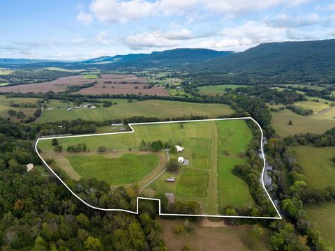 Homes For Sale - 870 Ridge Road<br/> Dunlap, TN 37327