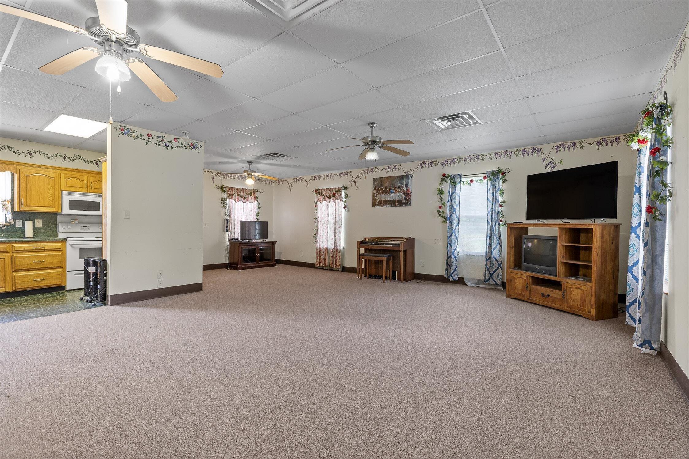 Lafayette, Georgia 30728, United States, 3 Bedrooms Bedrooms, ,2 BathroomsBathrooms,Residential,Active,197154