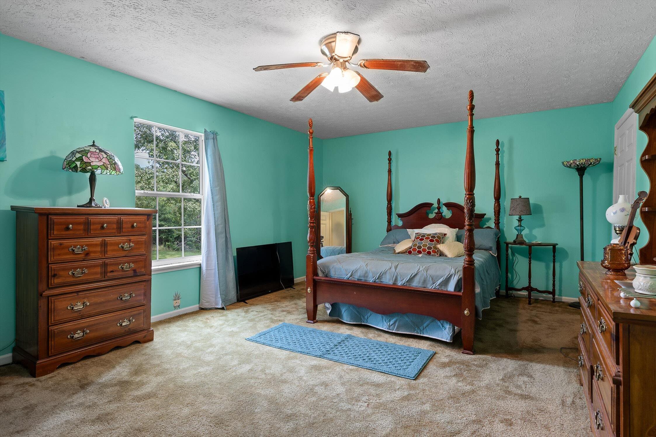 Lafayette, Georgia 30728, United States, 3 Bedrooms Bedrooms, ,2 BathroomsBathrooms,Residential,Active,197154