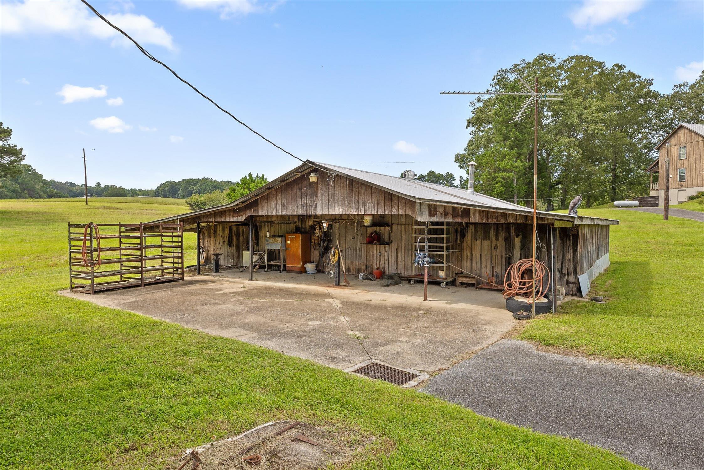 Lafayette, Georgia 30728, United States, 3 Bedrooms Bedrooms, ,2 BathroomsBathrooms,Residential,Active,197154