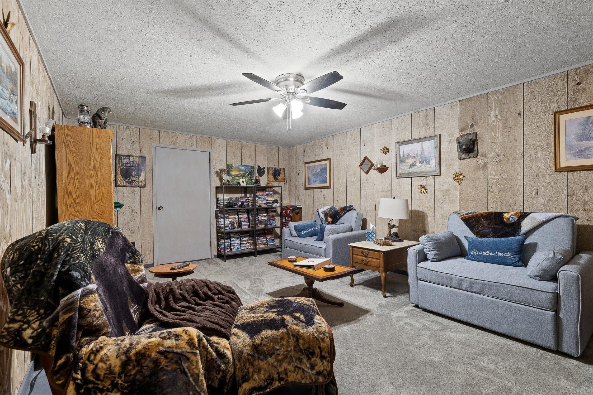 Lafayette, Georgia 30728, United States, 3 Bedrooms Bedrooms, ,2 BathroomsBathrooms,Residential,Active,197154