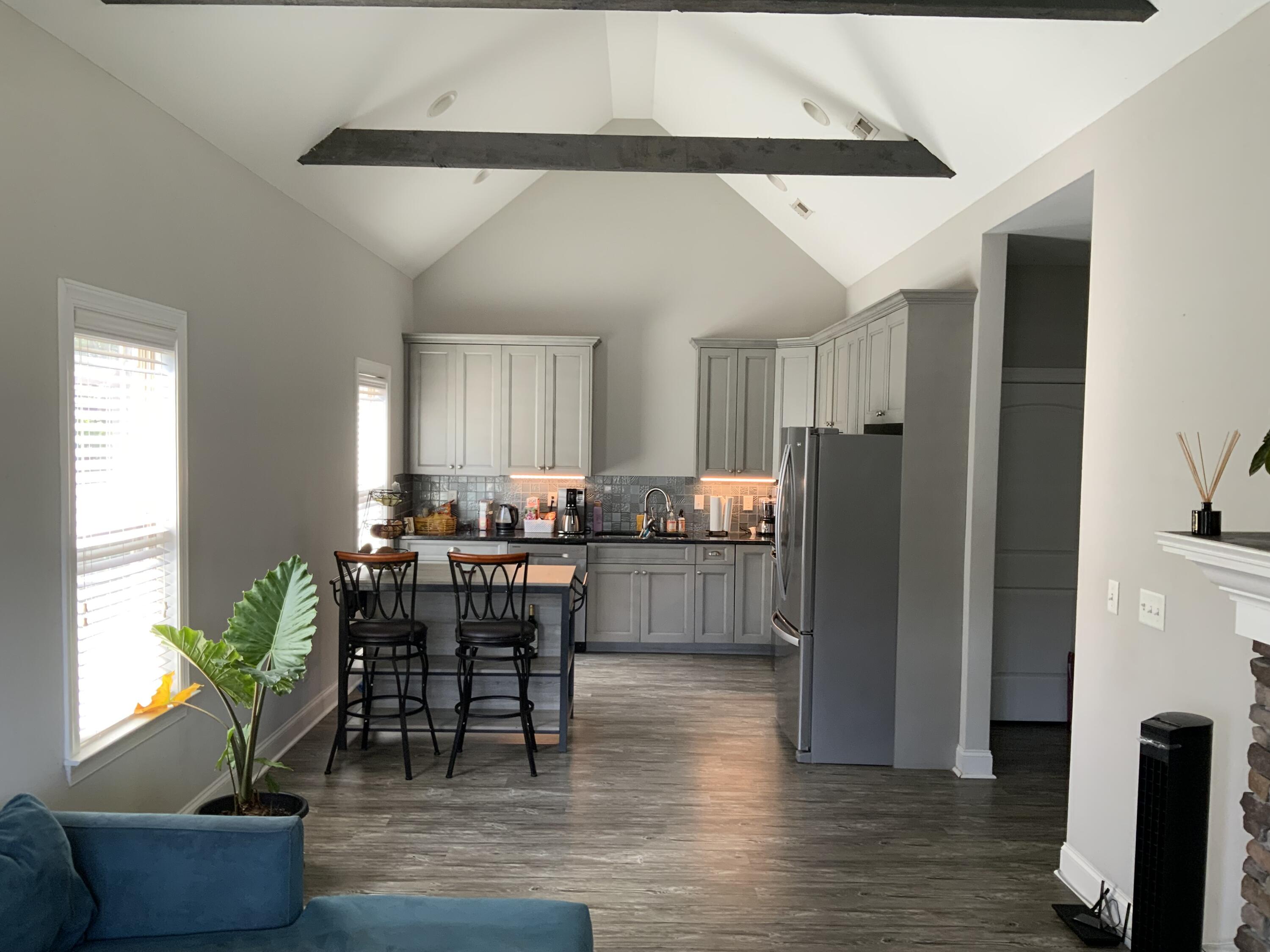 255 Georgetown Drive