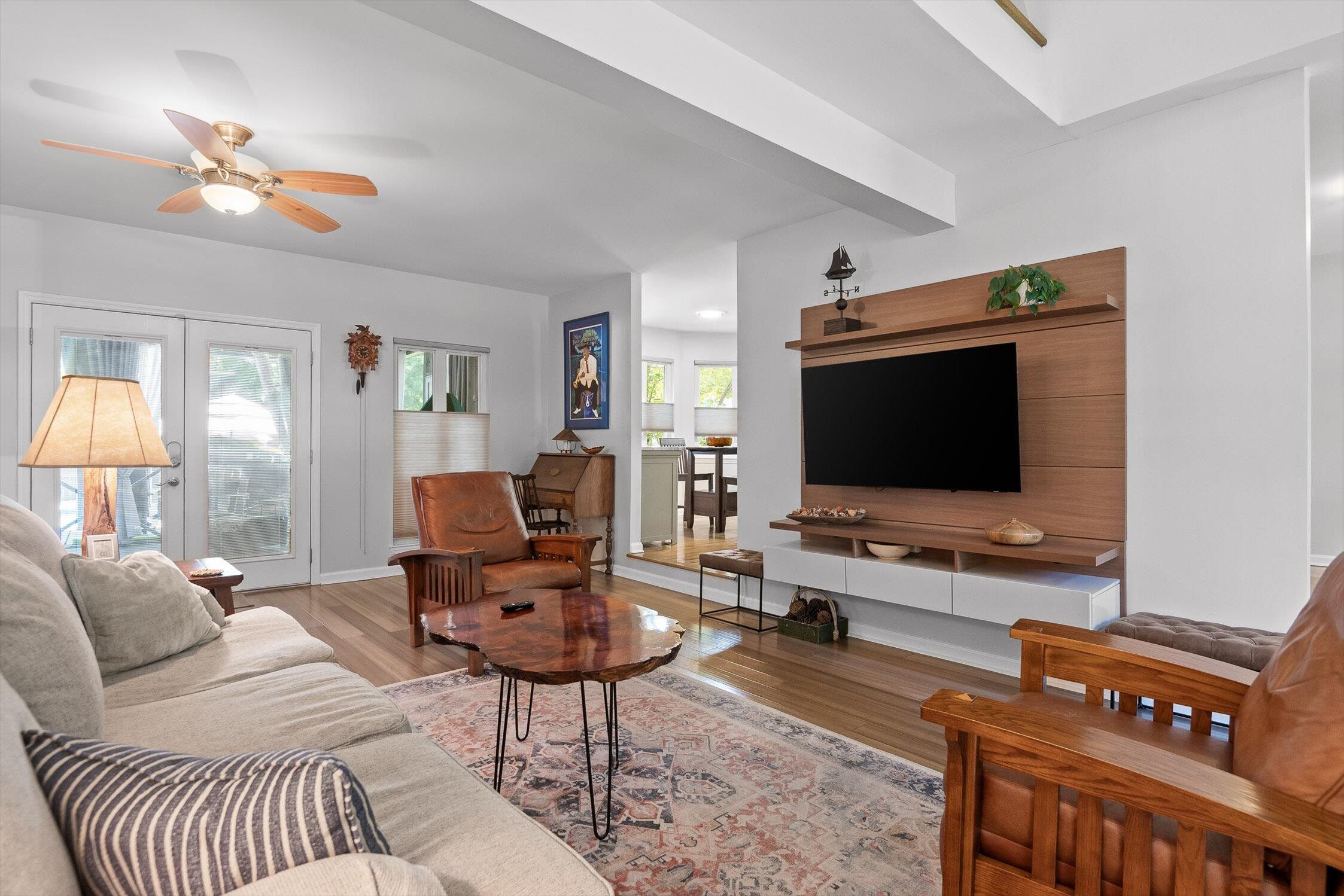 Hixson, Tennessee 37343, United States, 3 Bedrooms Bedrooms, ,3 BathroomsBathrooms,Residential,Contingent,158629