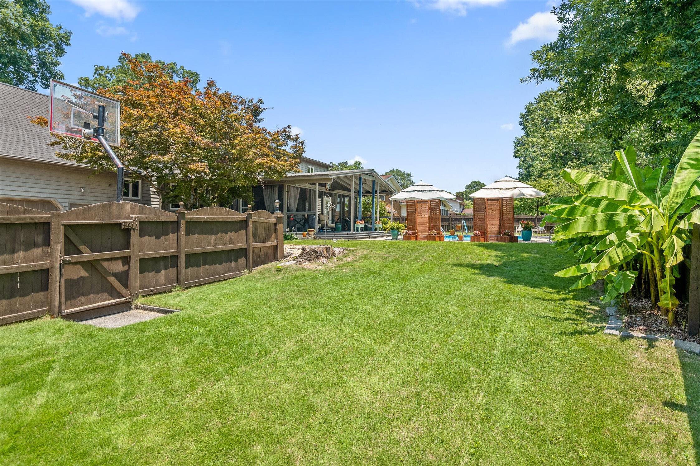 Hixson, Tennessee 37343, United States, 3 Bedrooms Bedrooms, ,3 BathroomsBathrooms,Residential,Contingent,158629