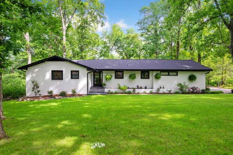 Homes For Sale - 325 Arrow Drive<br/> Signal Mountain, TN 37377