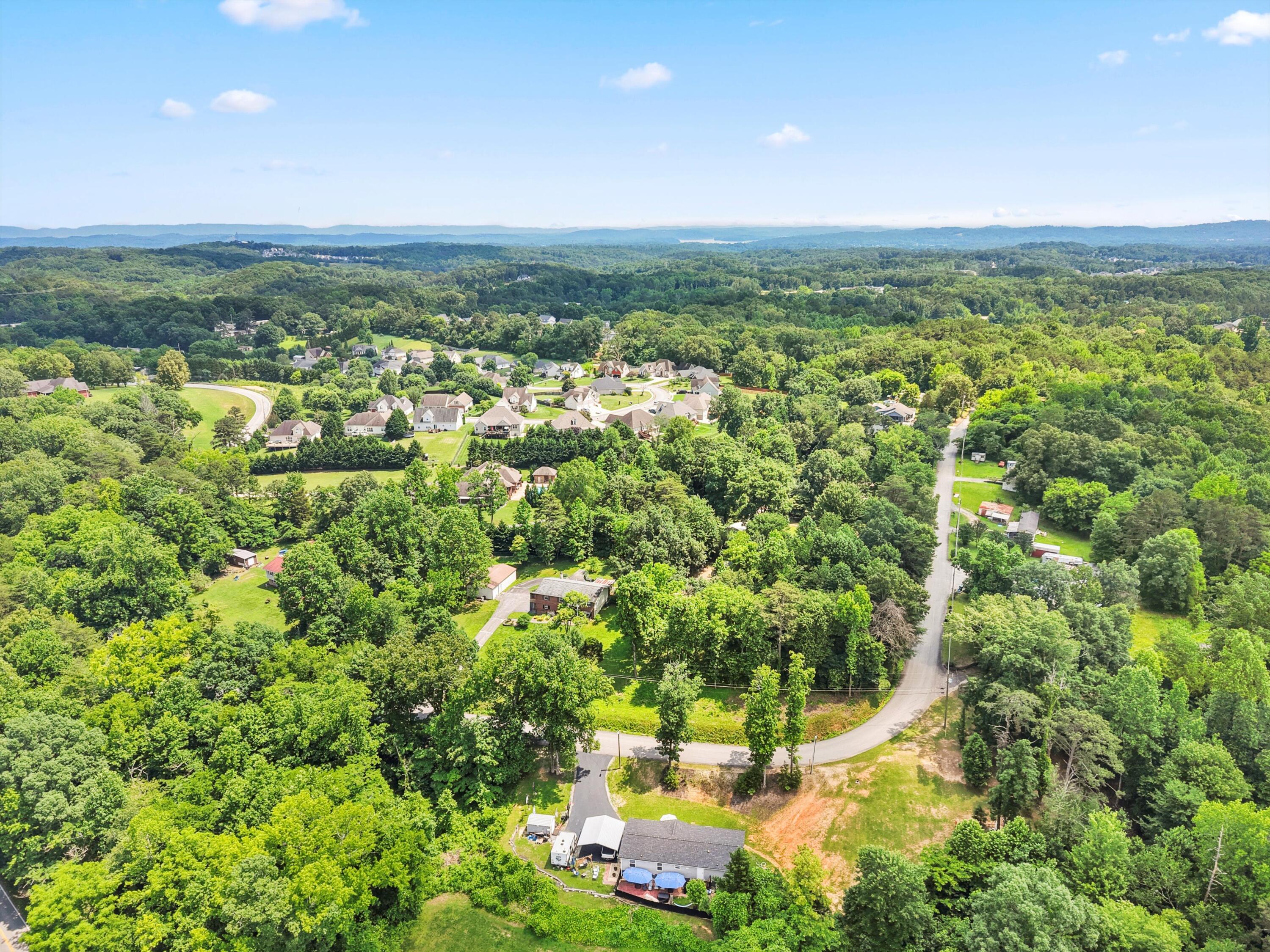 9885 Lovell Road, Soddy Daisy, Tennessee image 28